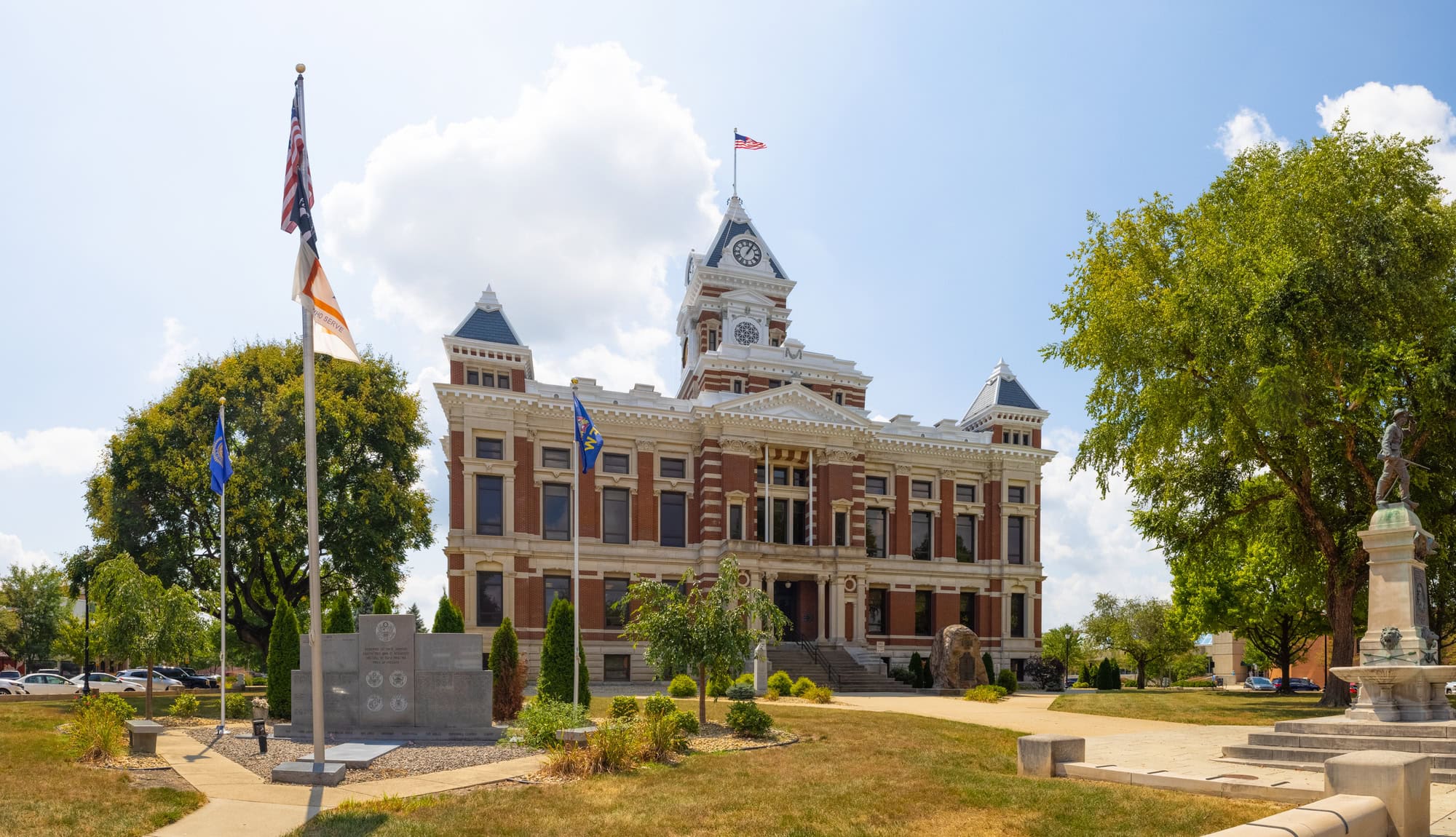 Historic Franklin Courthouse: A testament to the city's rich architectural past and its commitment to preservation.